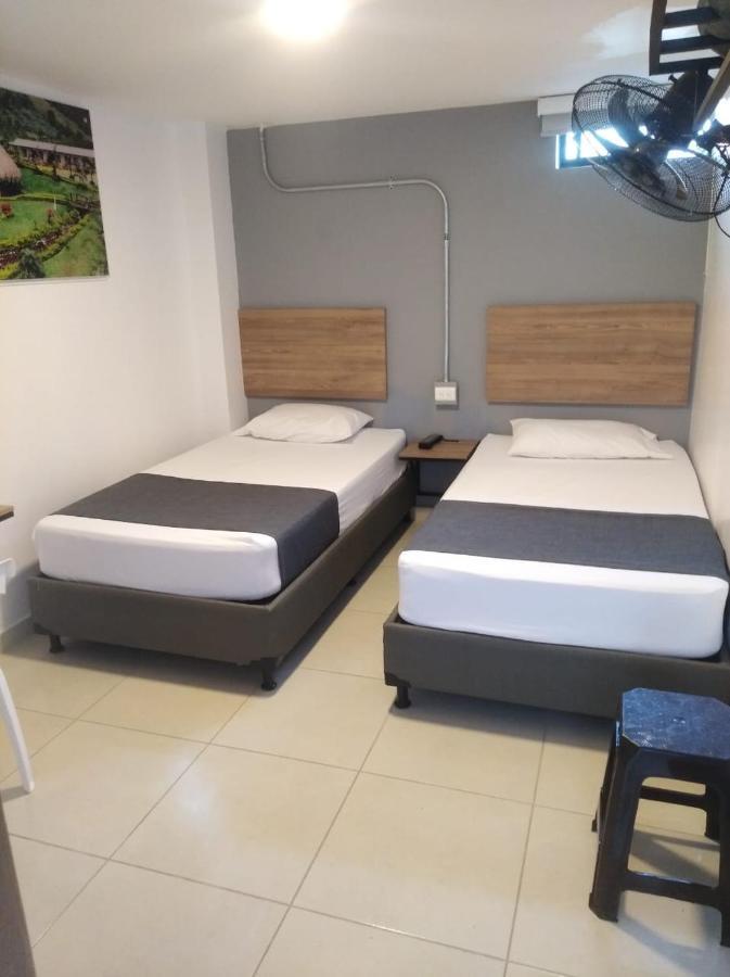 Med La Palma Hotel เมเดยิน ภายนอก รูปภาพ