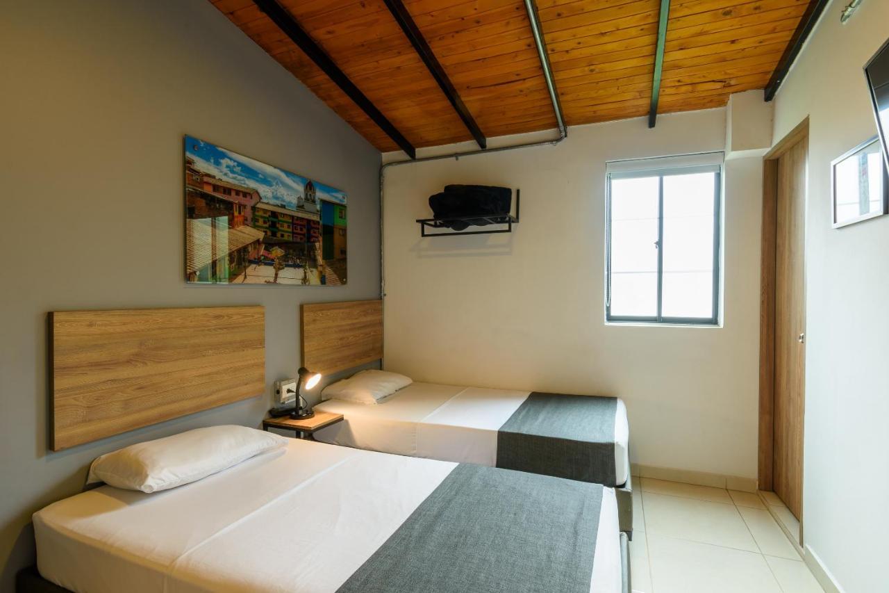 Med La Palma Hotel เมเดยิน ภายนอก รูปภาพ