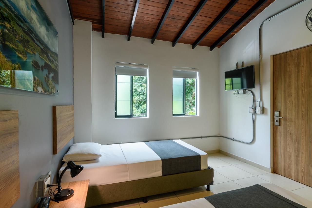 Med La Palma Hotel เมเดยิน ภายนอก รูปภาพ